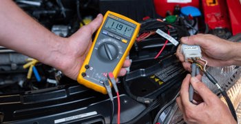 Auto Elektronica